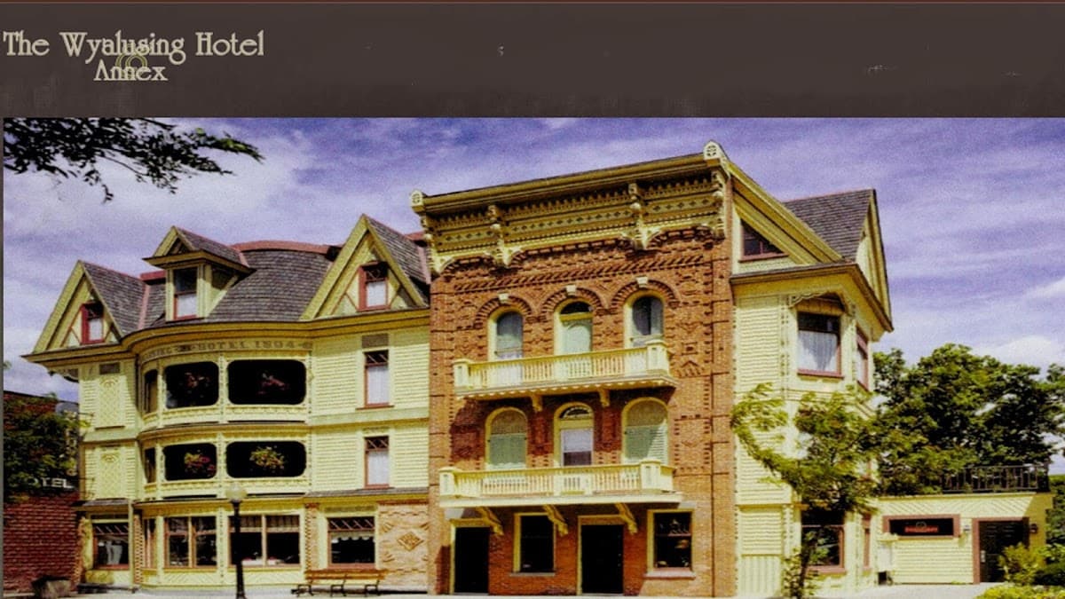 Wyalusing Hotel