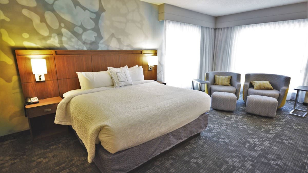 Courtyard by Marriott Asheville Airport