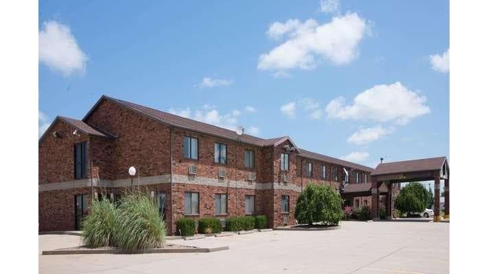 Super 8 by Wyndham Independence