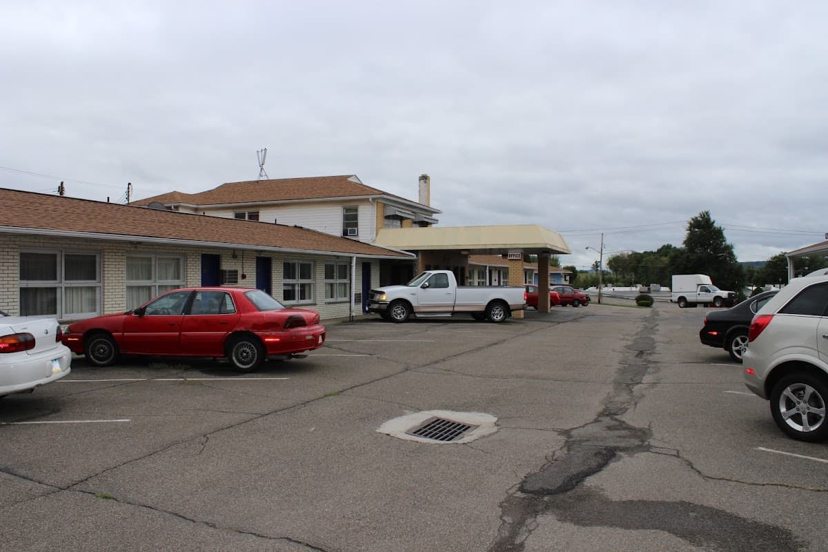 Parkway Inn