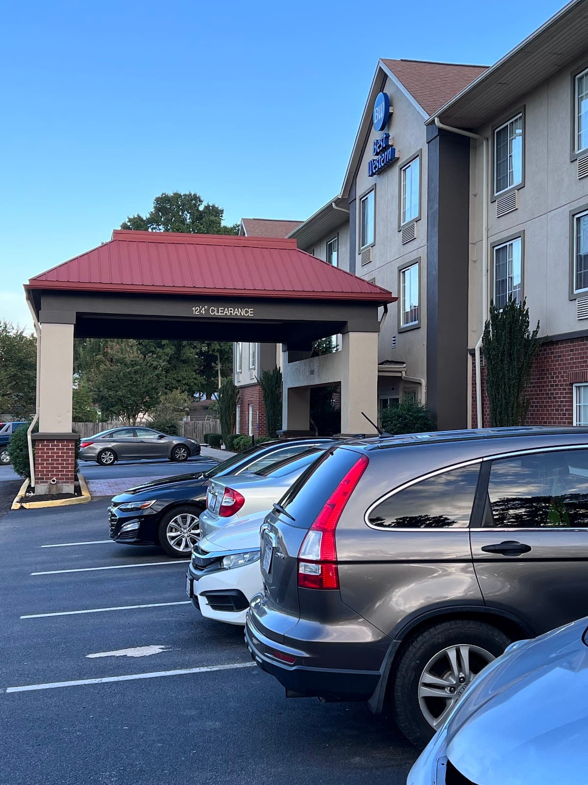 Best Western Windsor Inn & Suites