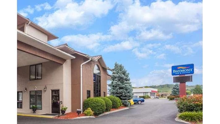 Baymont by Wyndham Pigeon Forge near Island Drive