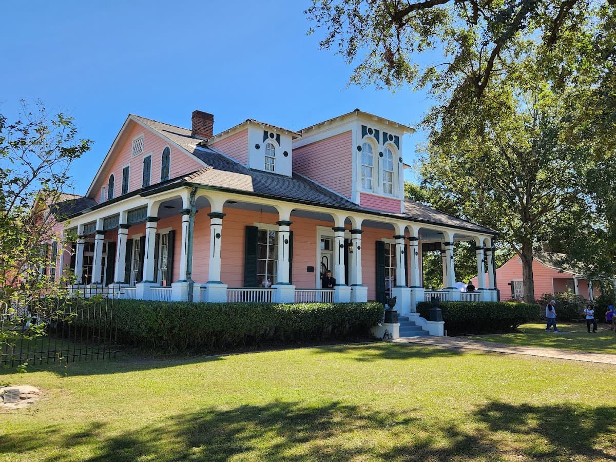 Poche Plantation bed and breakfast