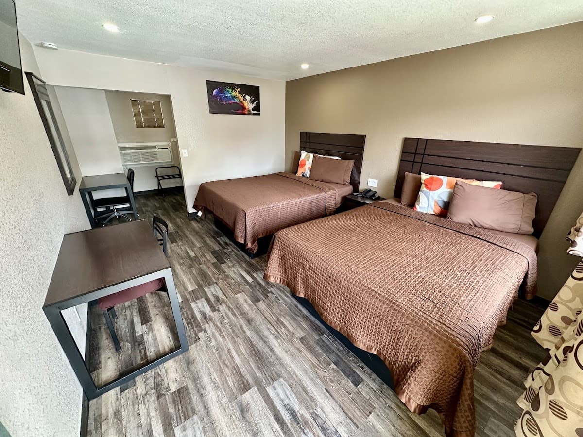 Hotel West Inn NAU - Downtown Flagstaff