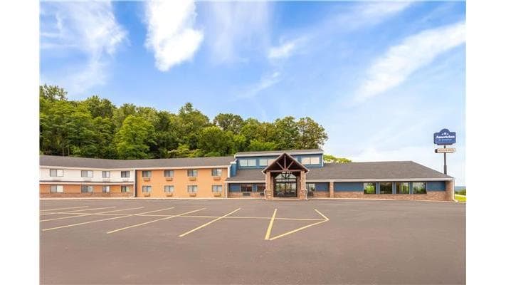 AmericInn by Wyndham West Salem