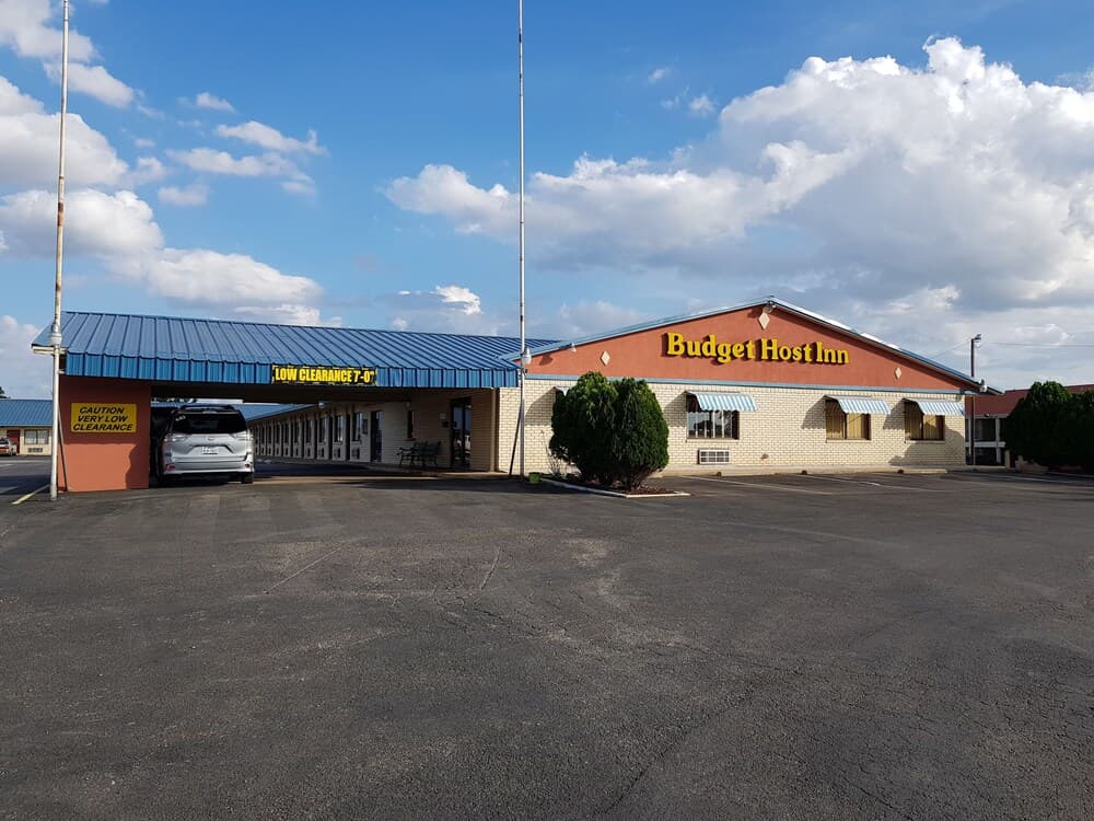 Budget Host Inn