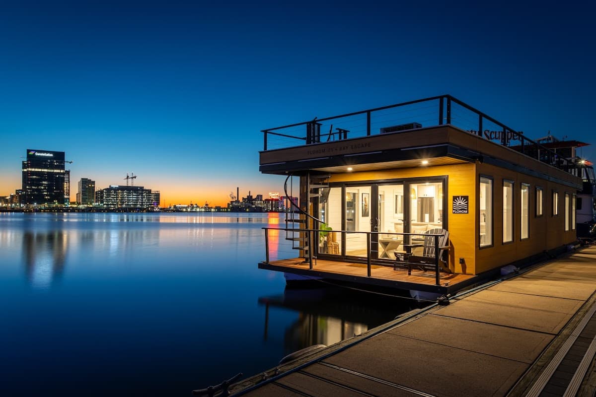 FLOHOM 1 | Bay Escape