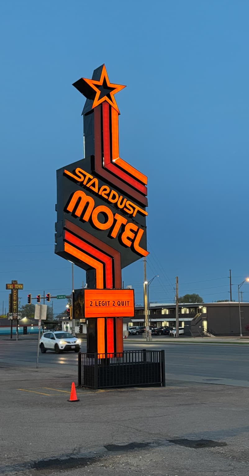 Stardust Motel