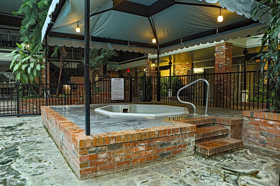 Heritage Inn