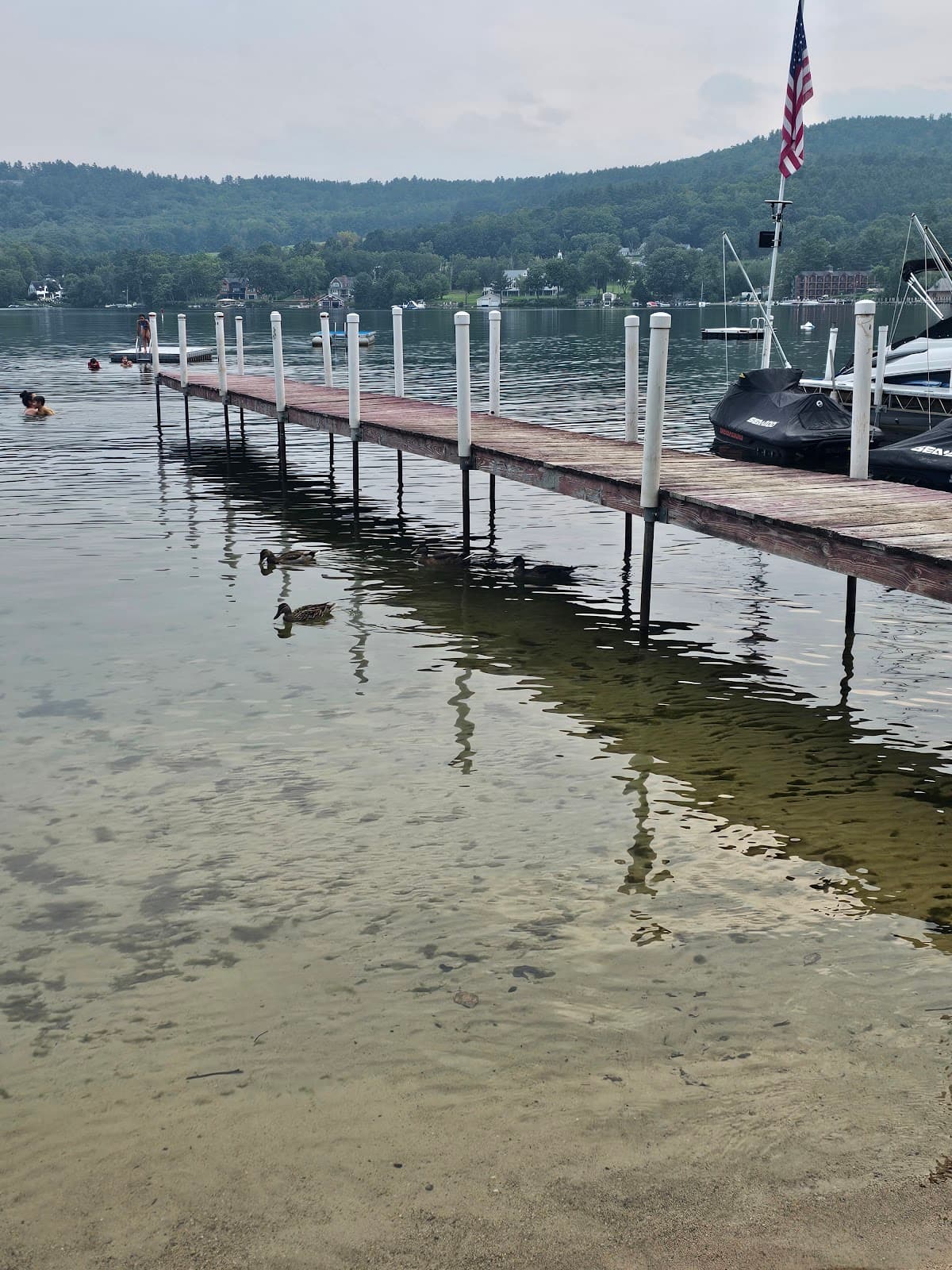 Lake Shore Motel and Cottages