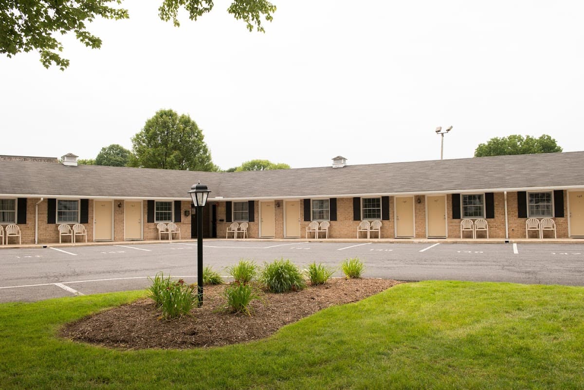 Bird-in-Hand Family Inn