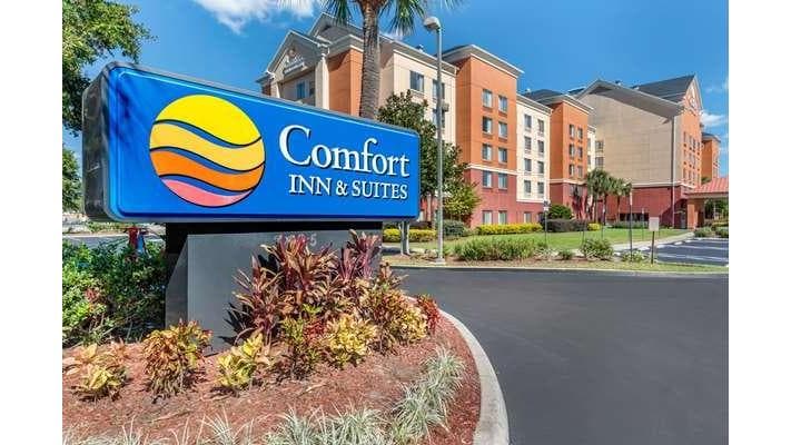 Comfort Inn & Suites Near Universal Orlando Resort-Convention Ctr.
