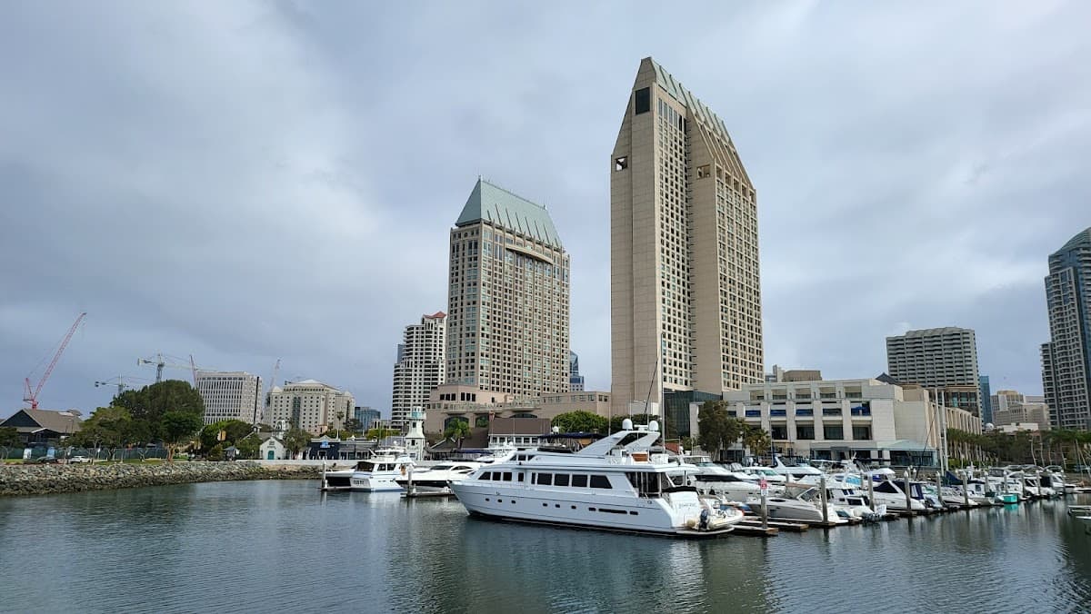 The Pinnacle (Marina Tower)