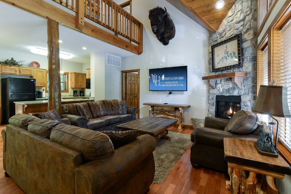 Vanessa's Vacation Homes - Lodge 243