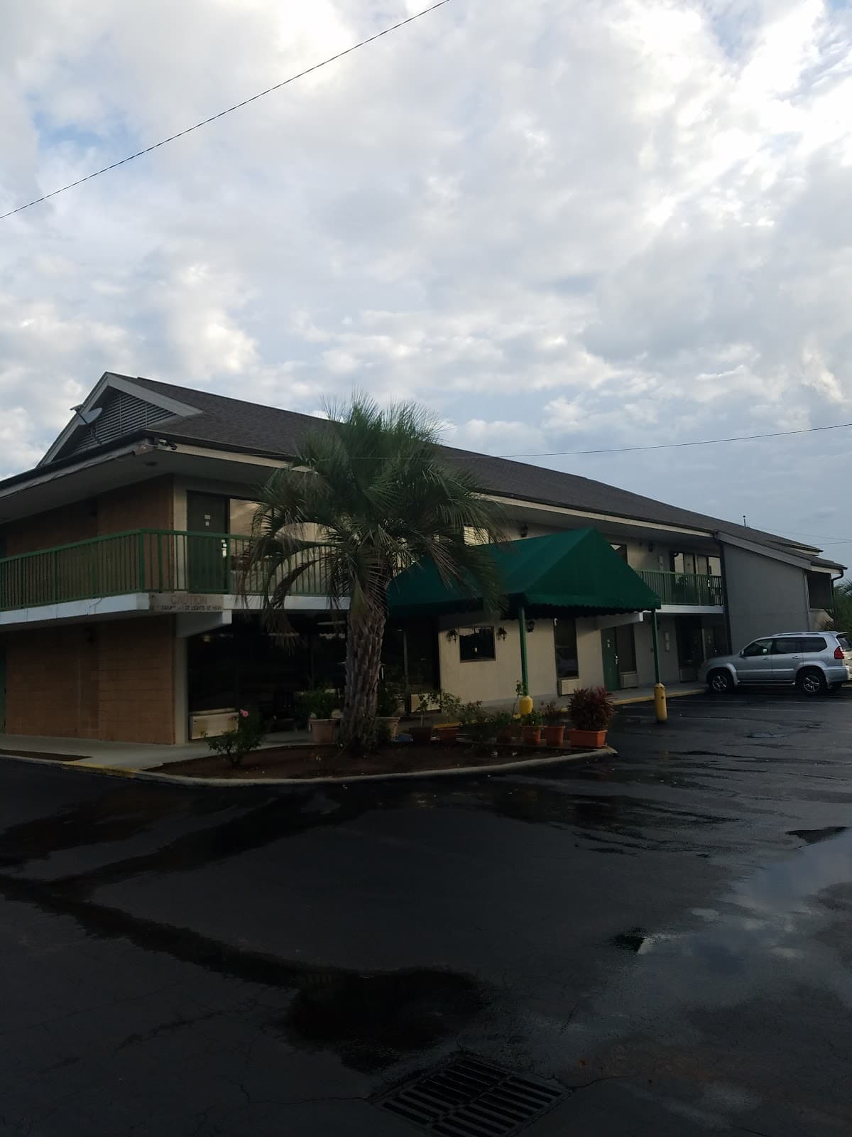 Americas Best Value Inn Tillmans Corner Mobile