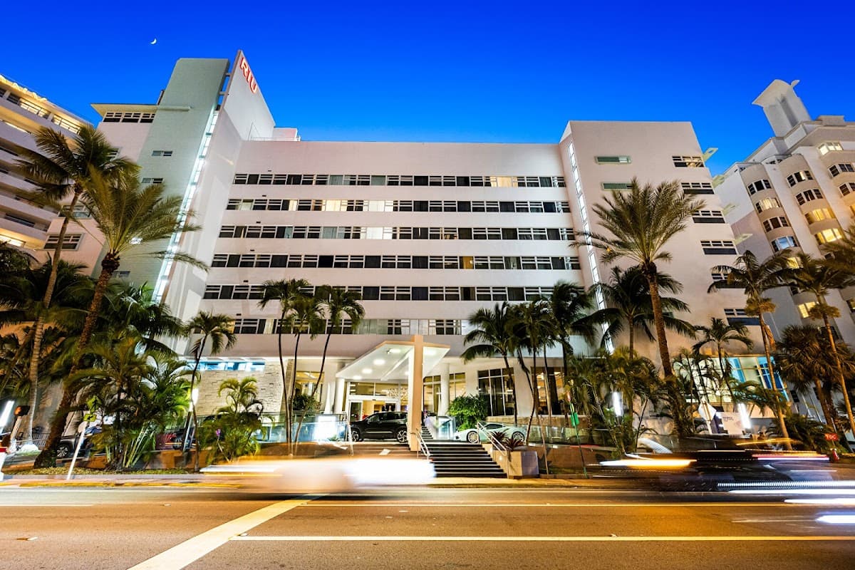 Hotel Riu Plaza Miami Beach