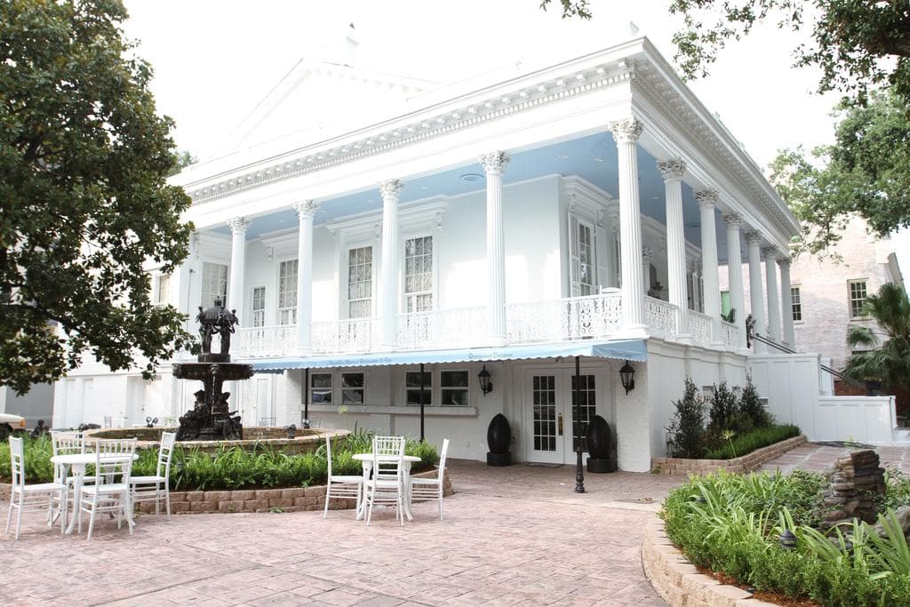 Magnolia Mansion