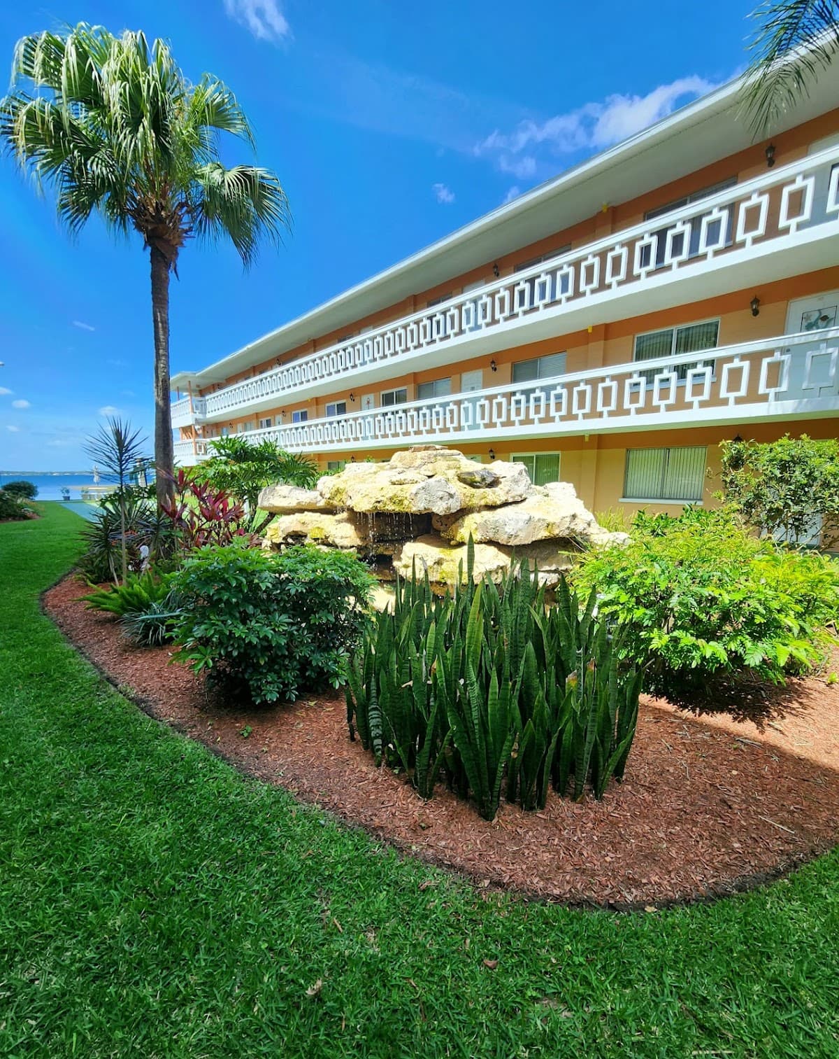 Edgewater Arms Condominium
