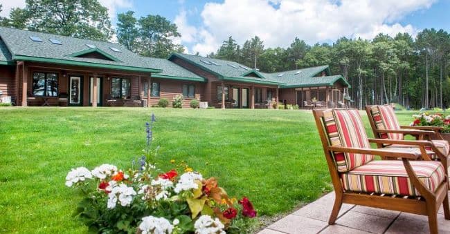Rest Lake Lodging