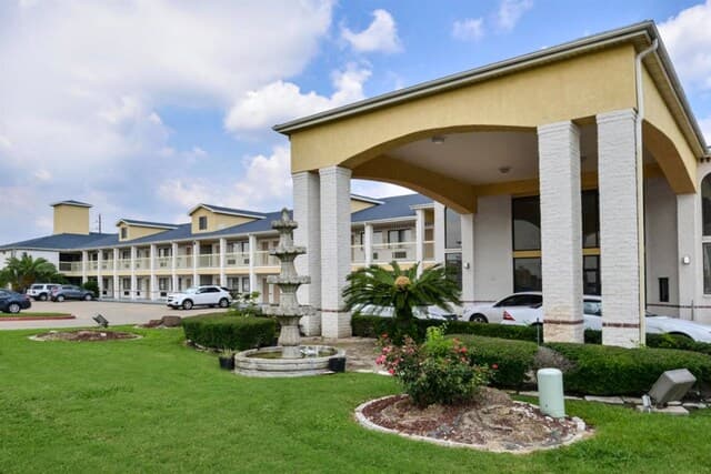 OYO Hotel Stafford TX I-69 North