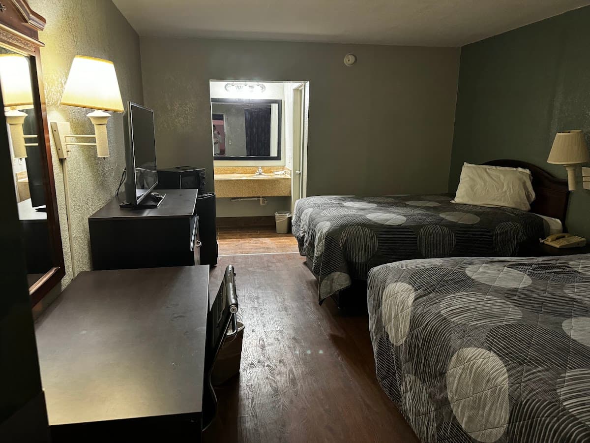 Heritage Inn