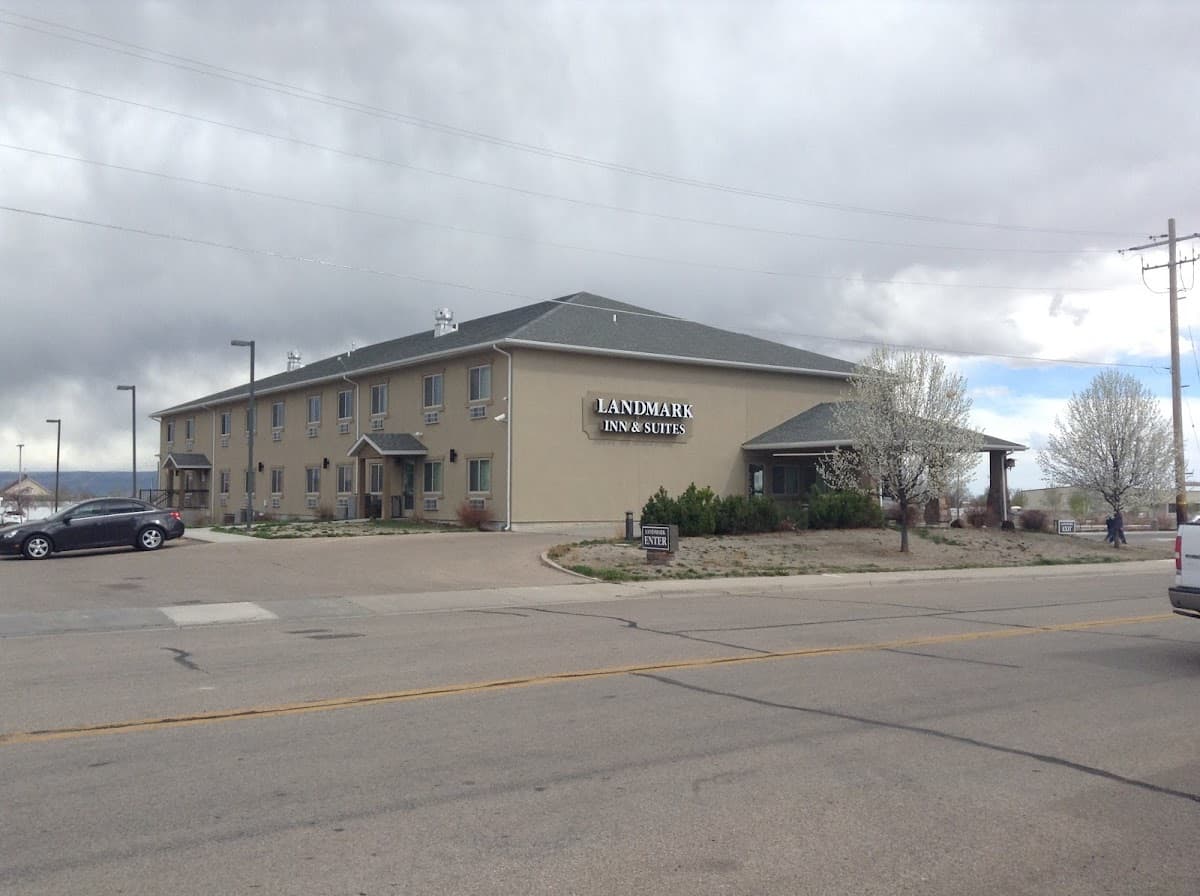 Landmark Inn