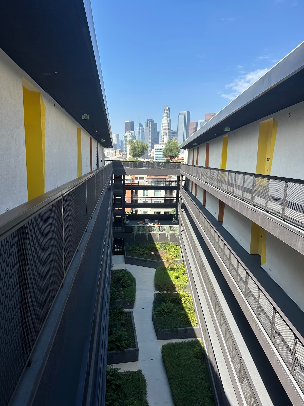 StaysPro - Cityscape Luxury Rental Homes in the Heart of Los Angeles