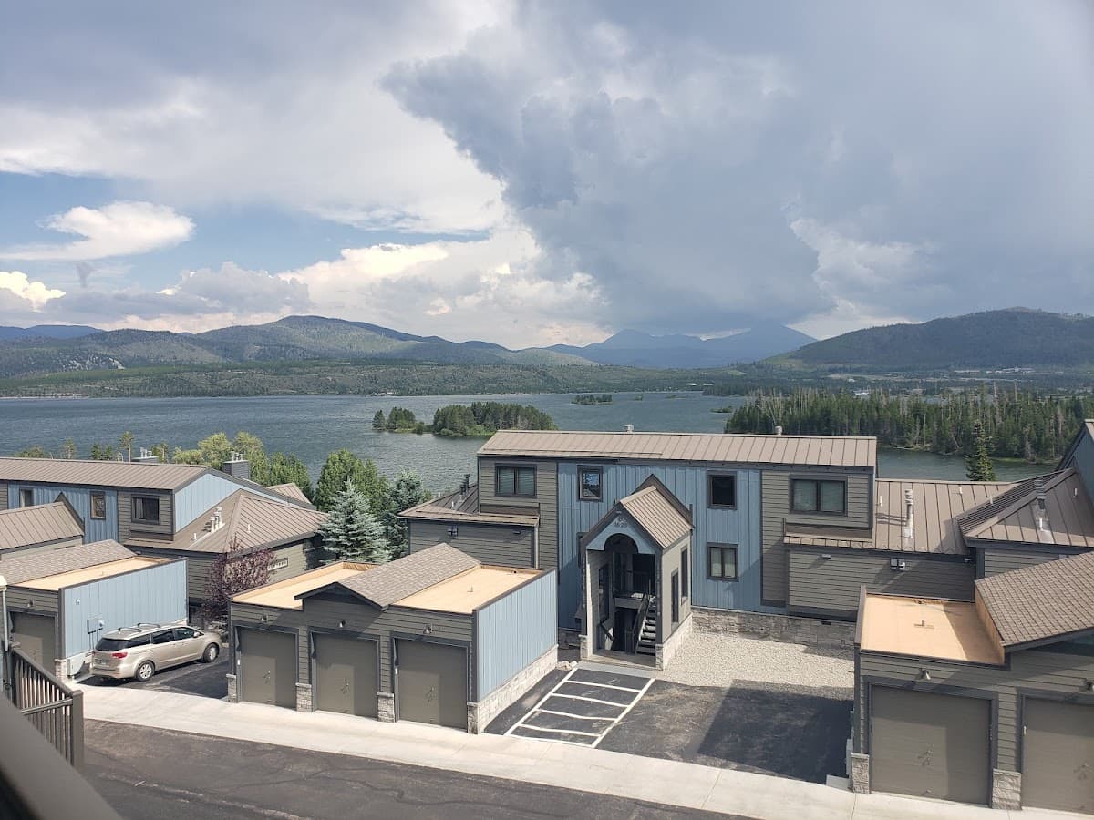 Lake Forest Condos by CRMR