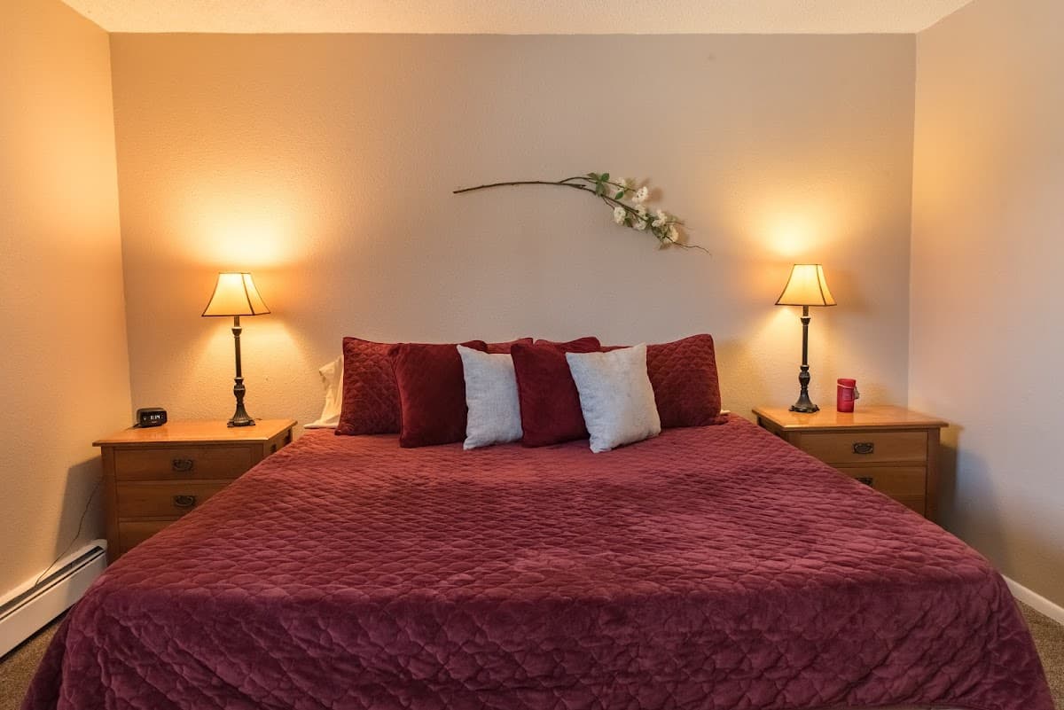Mountain Song Vacation Apartments