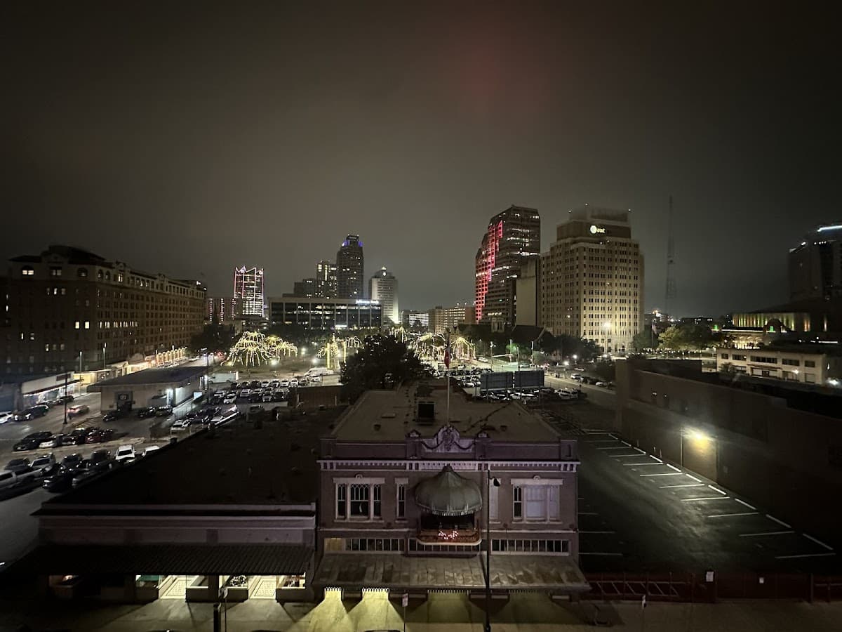 Best Western Premier Historic Travelers Hotel Alamo/Riverwalk