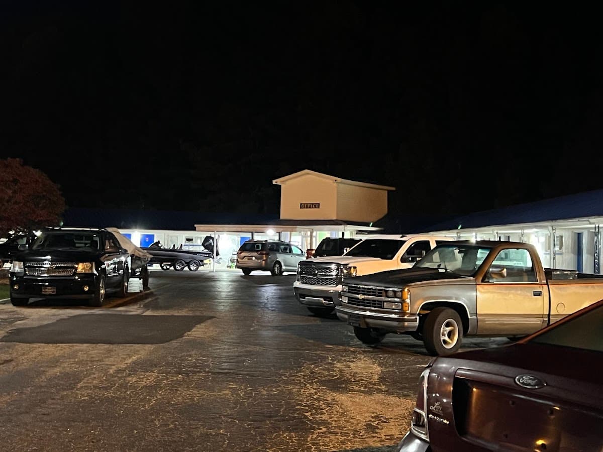 Bob White Motel