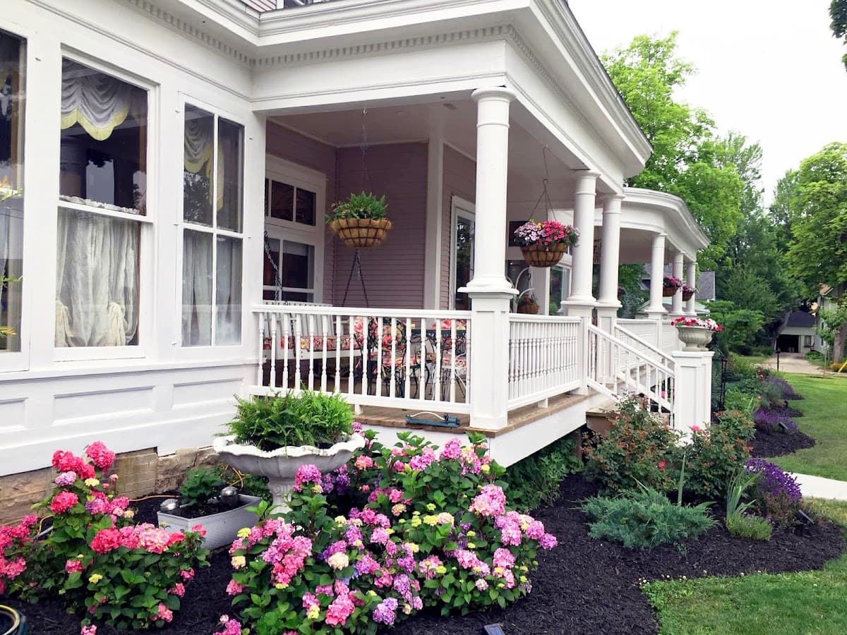 The Chandelier Bed and Breakfast