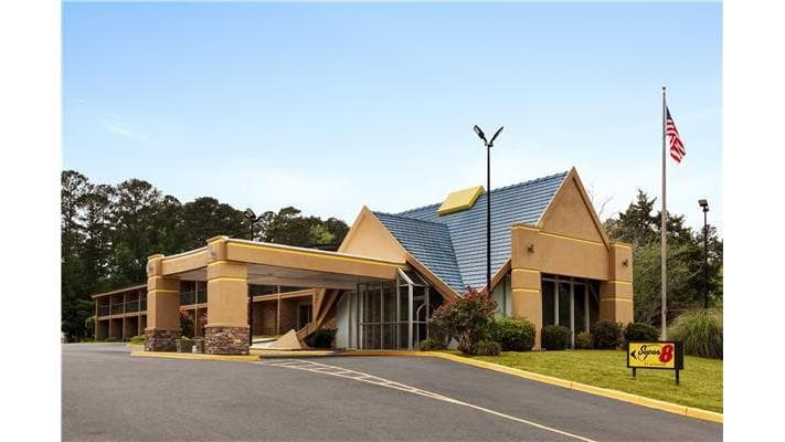 Super 8 by Wyndham Macon GA