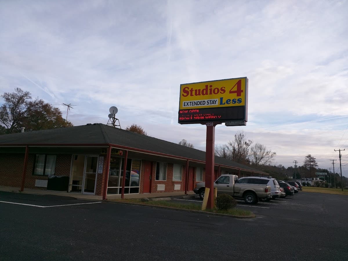 Studios 4 Less