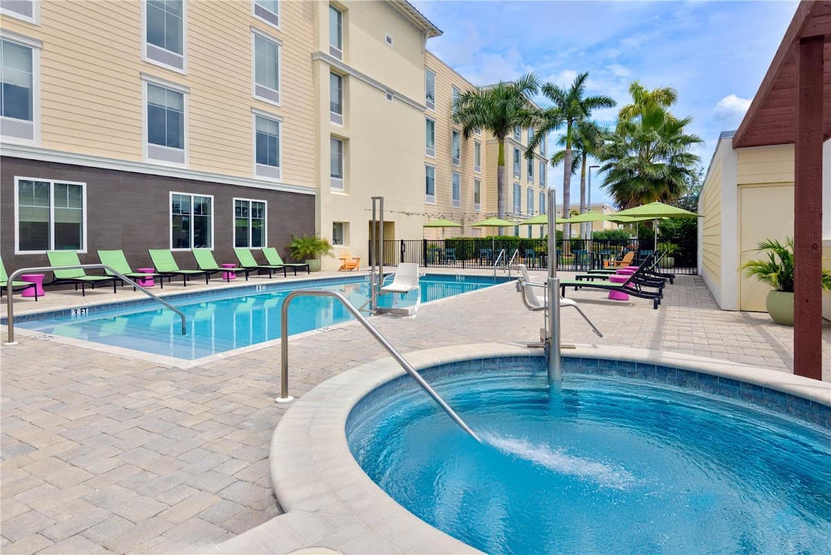 Home2 Suites by Hilton Nokomis Sarasota Casey Key