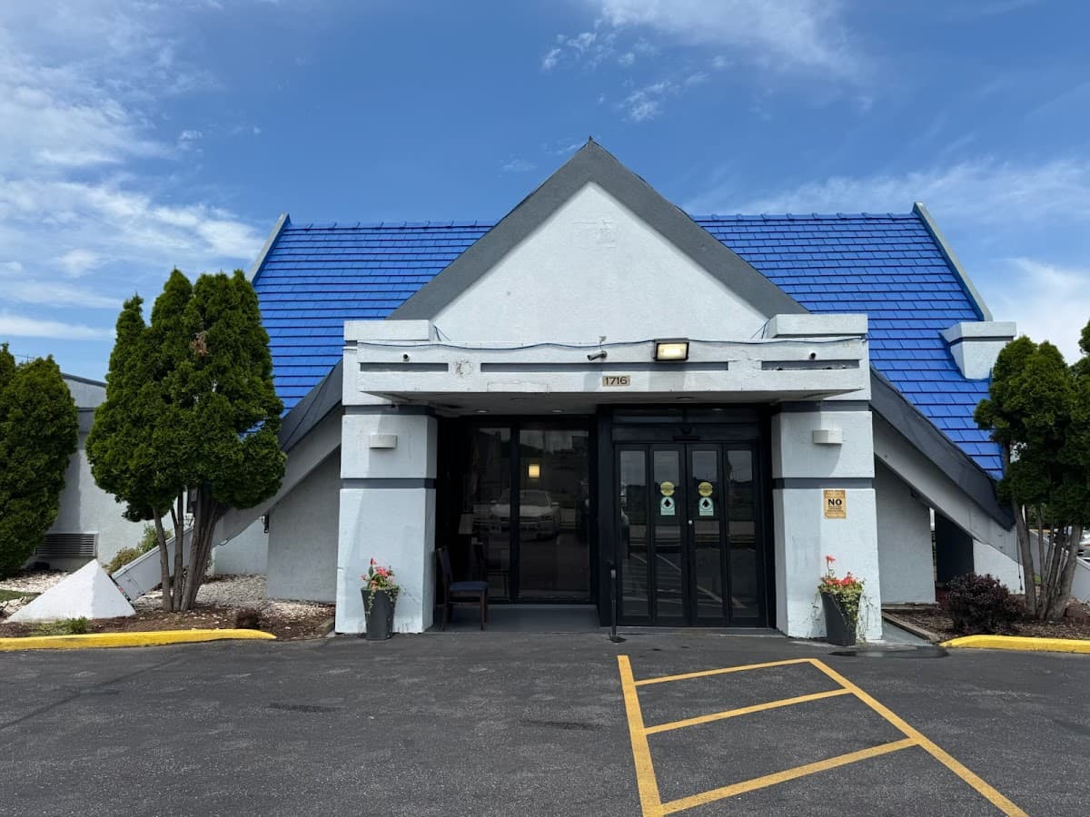 Travelodge by Wyndham Milwaukee