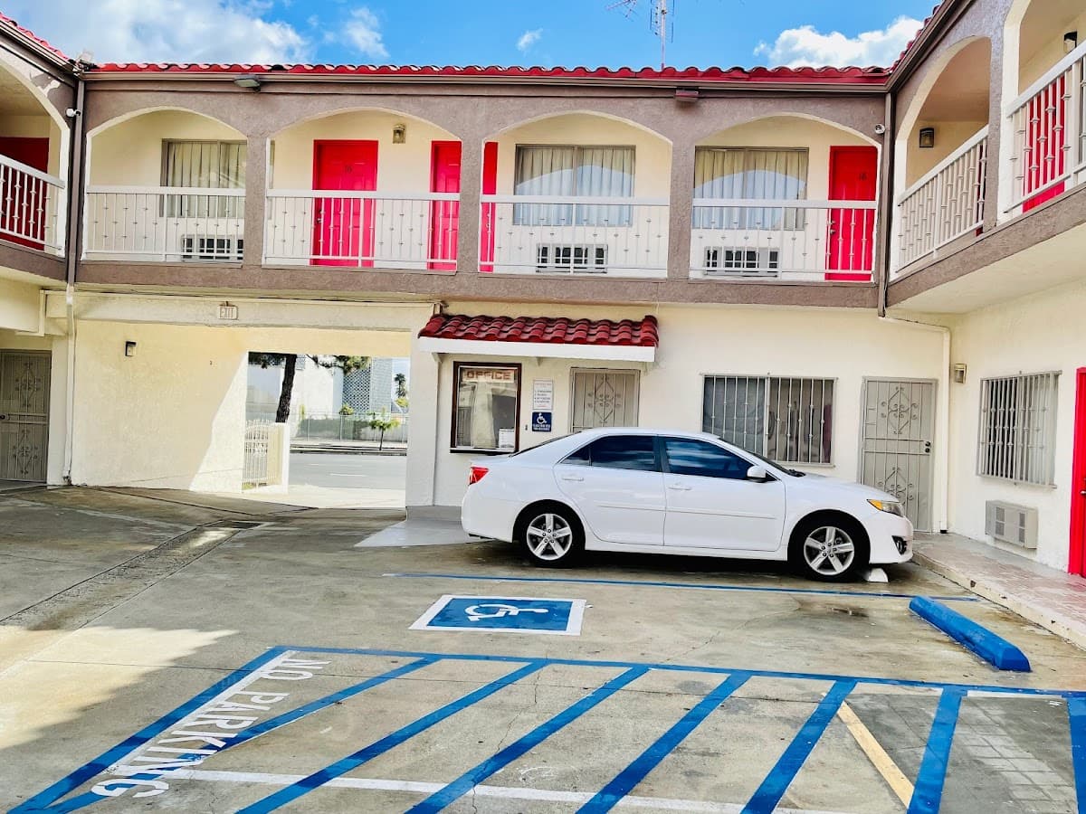 Paradise Inn