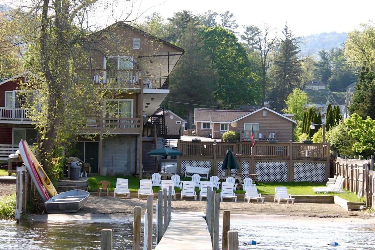Sundowner on Lake George