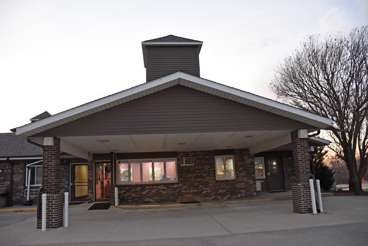 Relax Inn and Suites