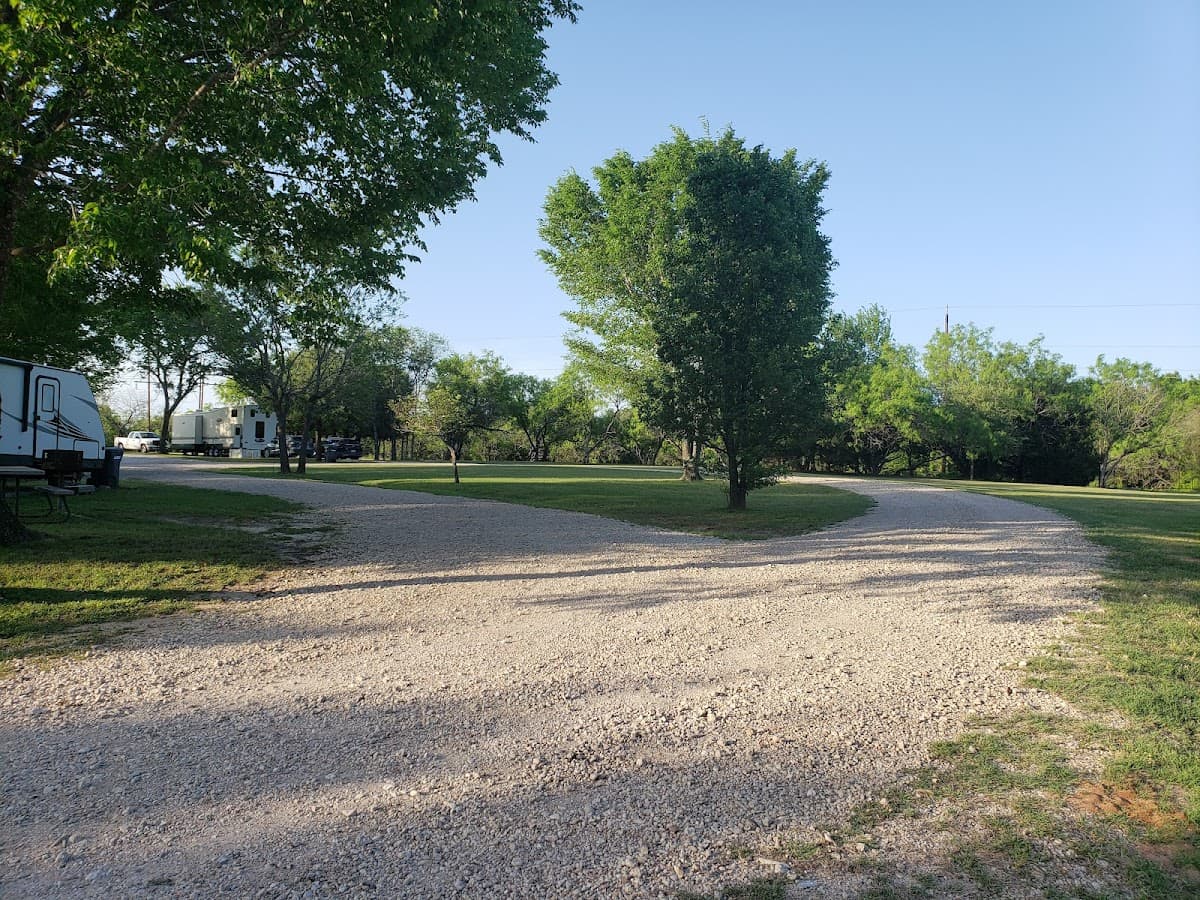 Lake Creek RV Campground