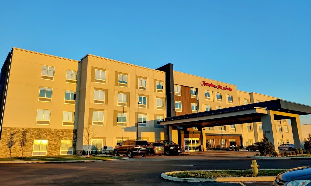 Hampton Inn & Suites St. Clairsville