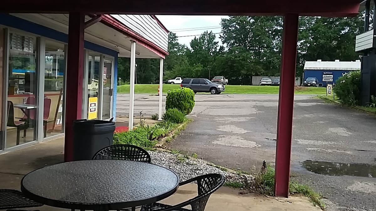 The Inn Motel & Restaurant