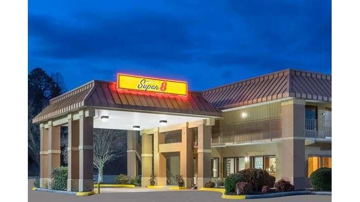 Super 8 by Wyndham Knoxville North/Powell