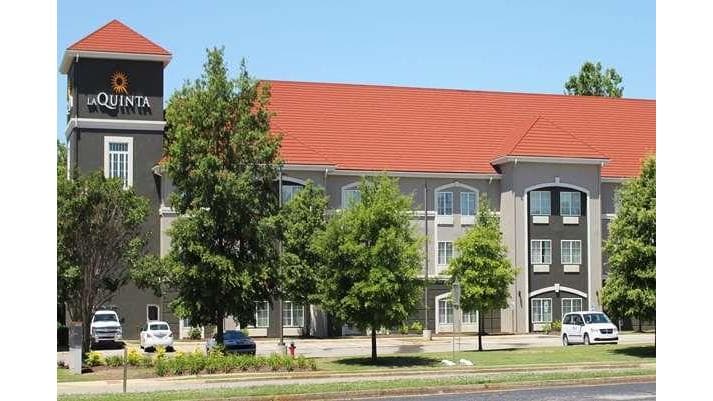 La Quinta Inn & Suites by Wyndham Huntsville Airport Madison