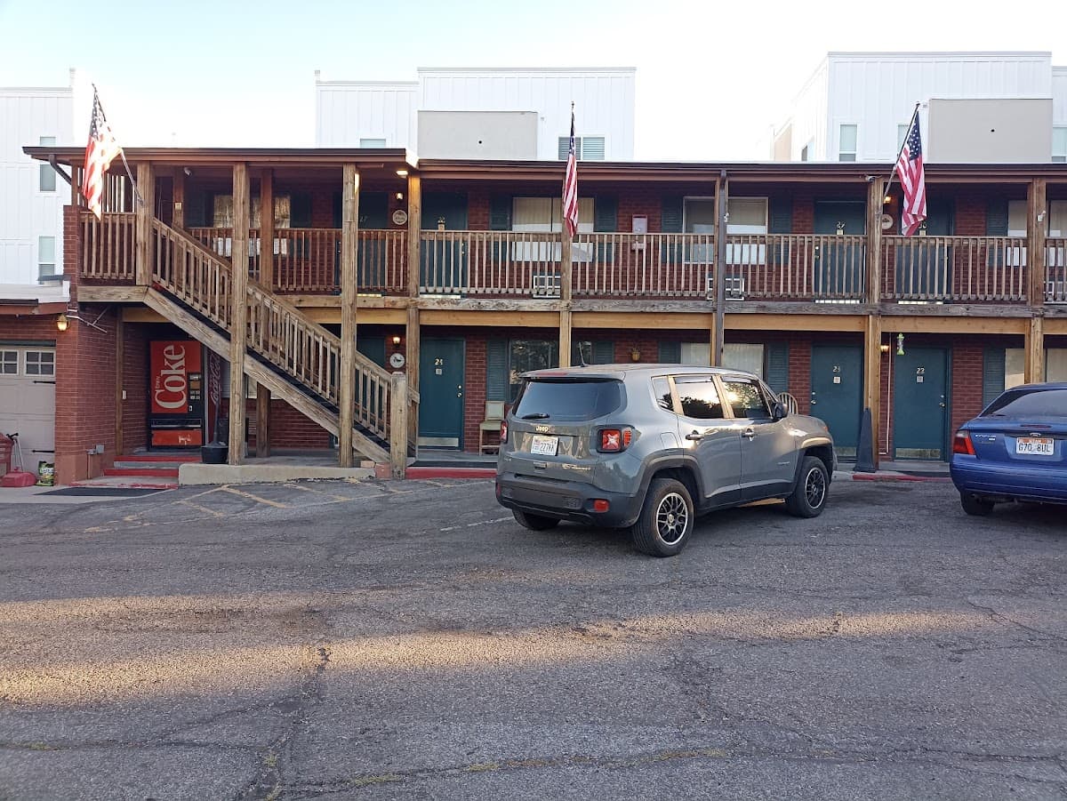 Charin Inn