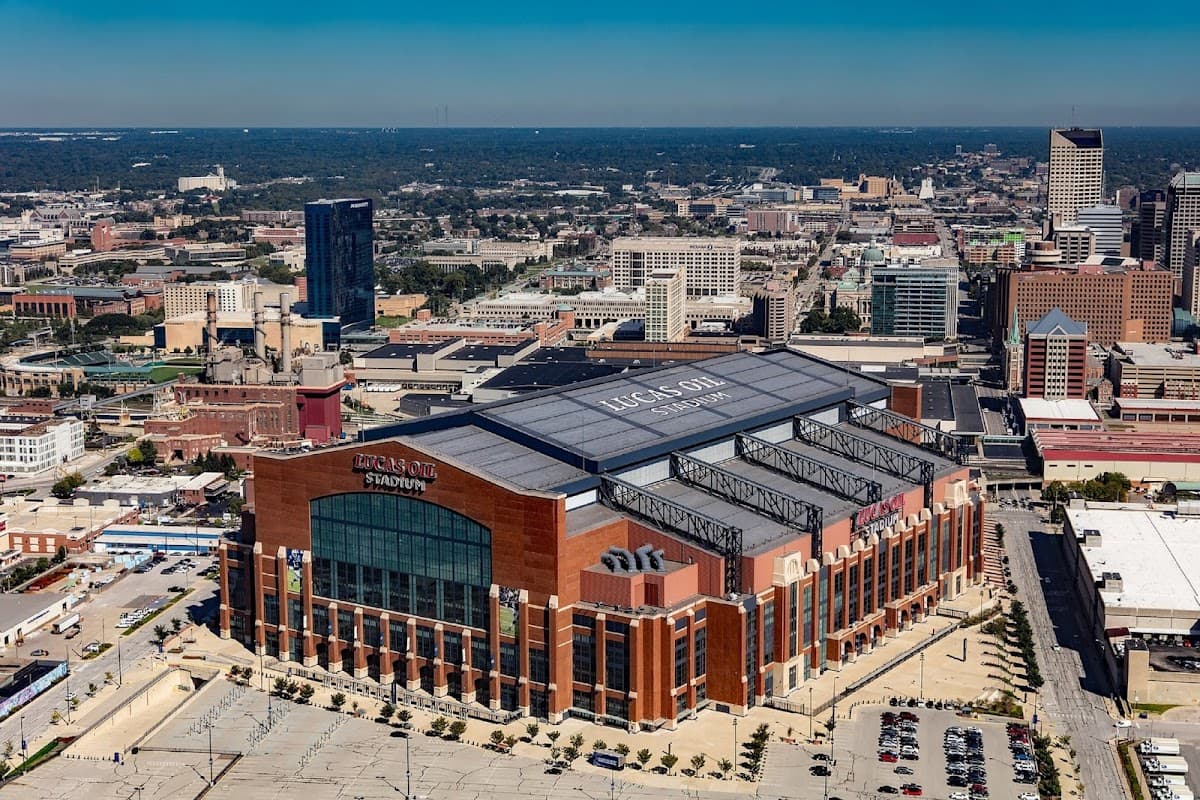 Holiday Inn Express & Suites Indianapolis Dtn-Conv Ctr Area by IHG
