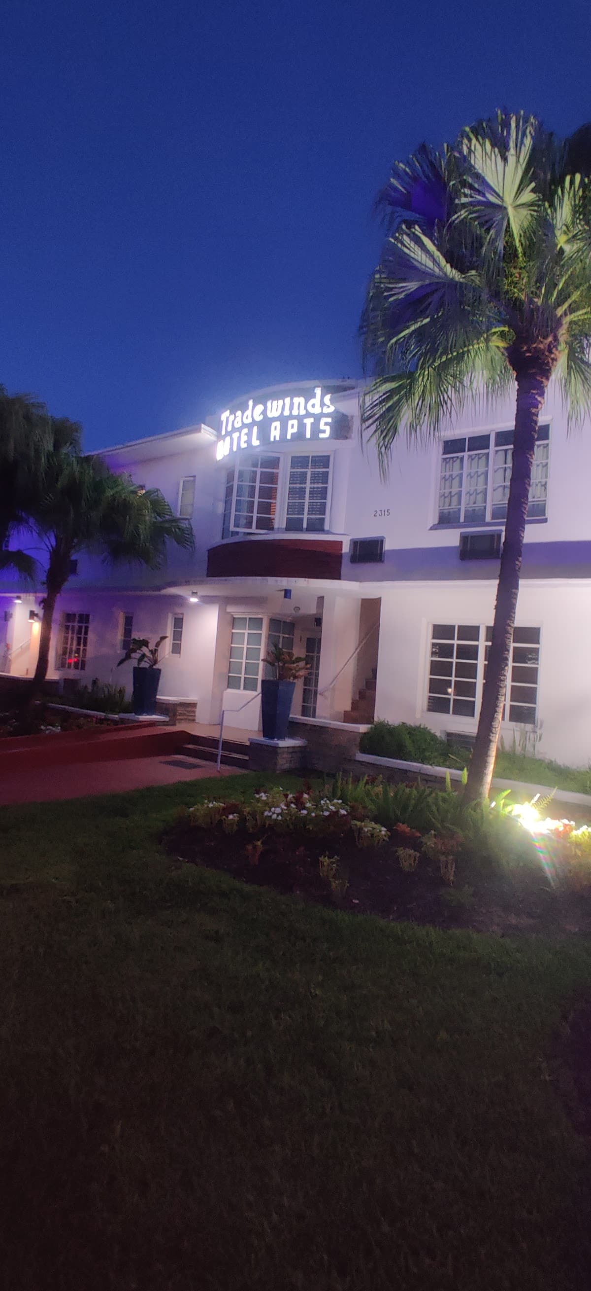 Tradewinds Hotel Apts