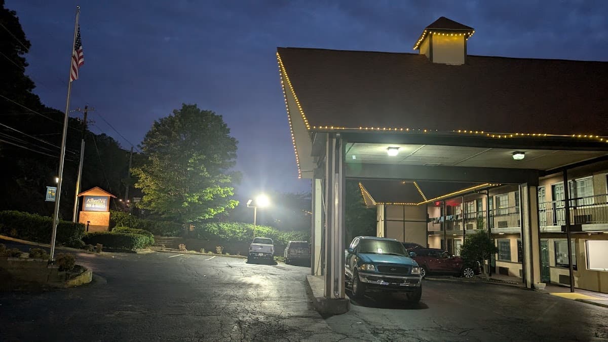 AmeriVu Inn and Suites -Helen
