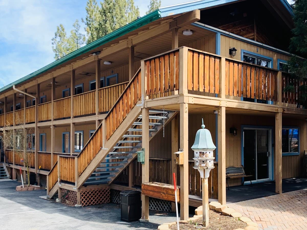 Snow Bear Lodge