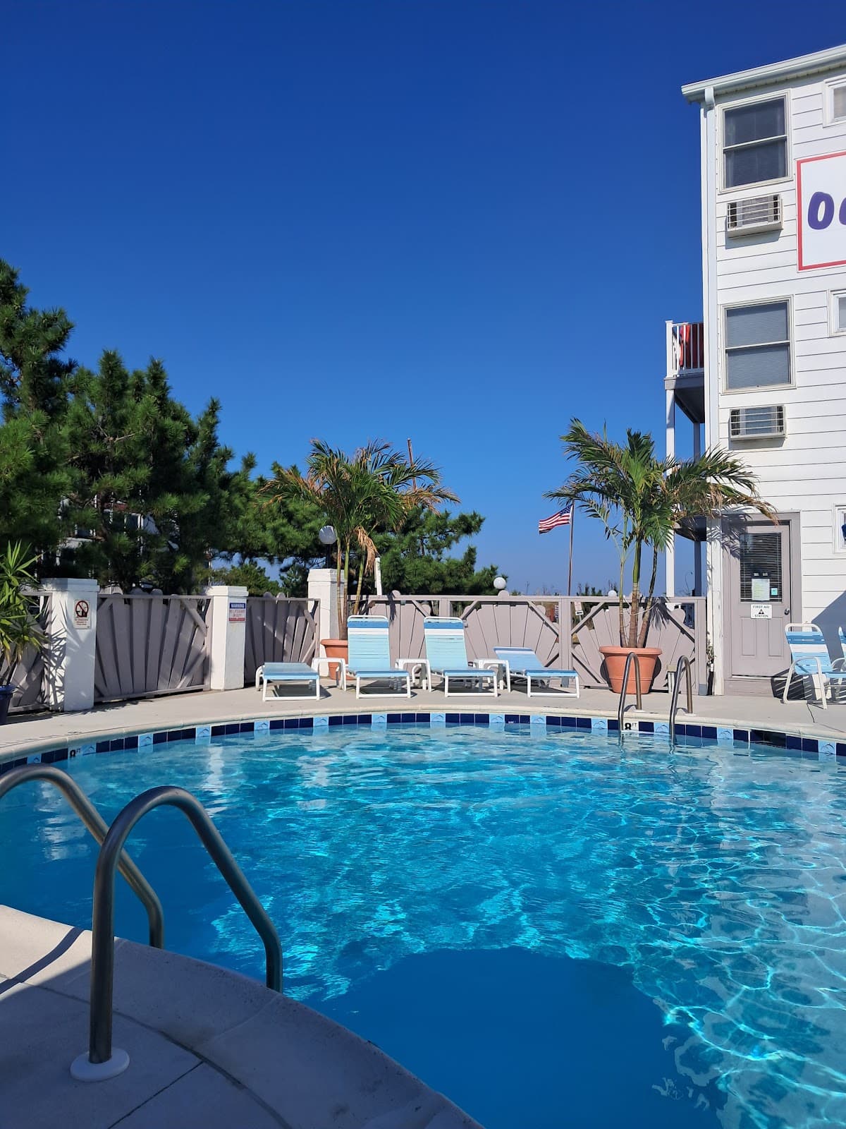 Adam's Ocean Front Motel